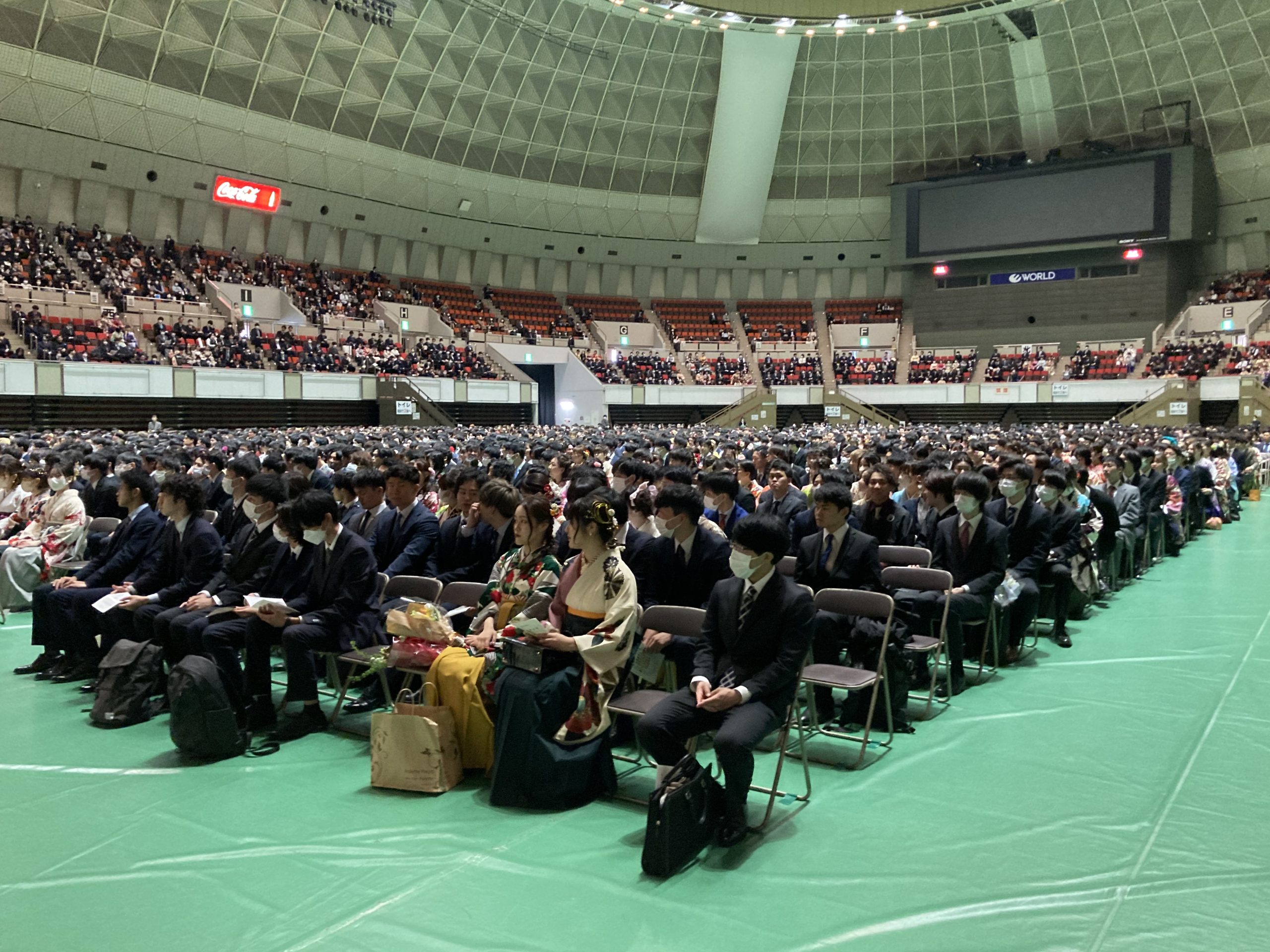 4年ぶり通常通りの学位記授与式 3712人が卒業 | 神戸大学NEWSNET委員会